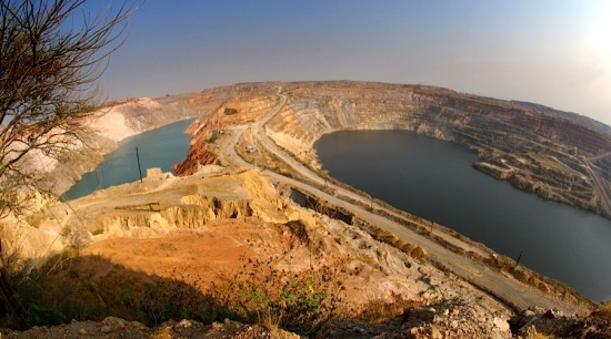  Glencore seeking out of court Congo  solution with Gertler