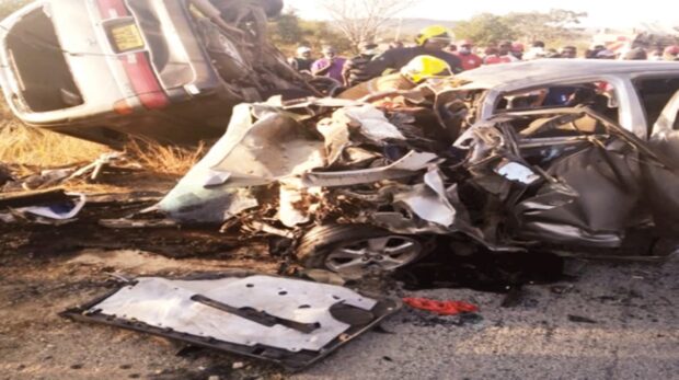  Motor Vehicle hit into ZANACO bank, 6 people injured