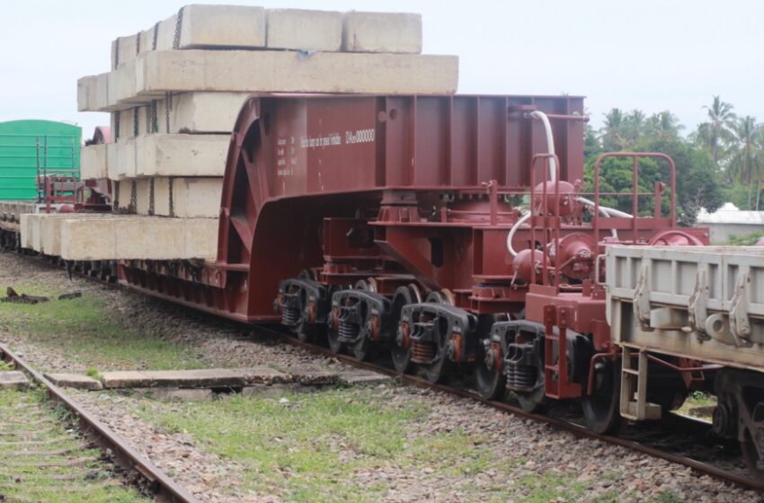  TAZARA acquires 200-ton Well-Wagon for transporting cargo